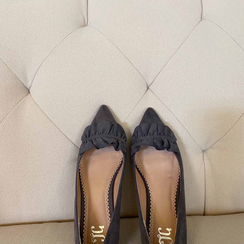NWOT Dark Gray Kitten Heel - Picture 3 of 4